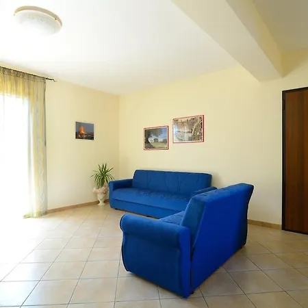 Tra Il Fuoco Dell'etna E Taormina * Piedimonte Etneo